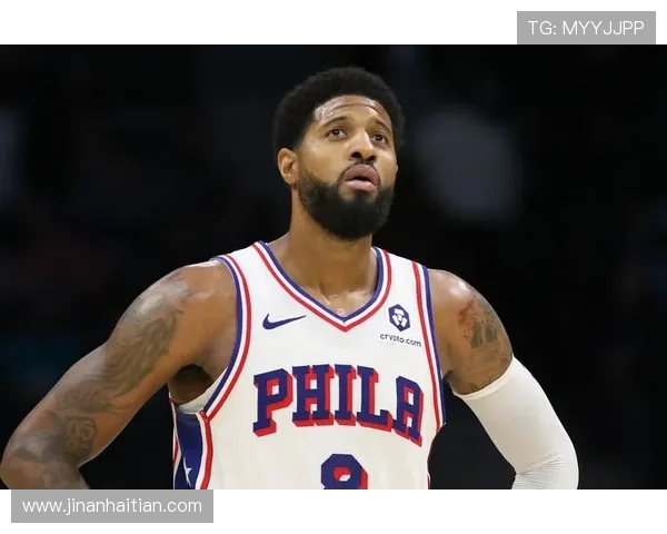 乔治外线表现不佳17投6中三分球命中率低迷但依然贡献14分7篮板4助攻4抢断