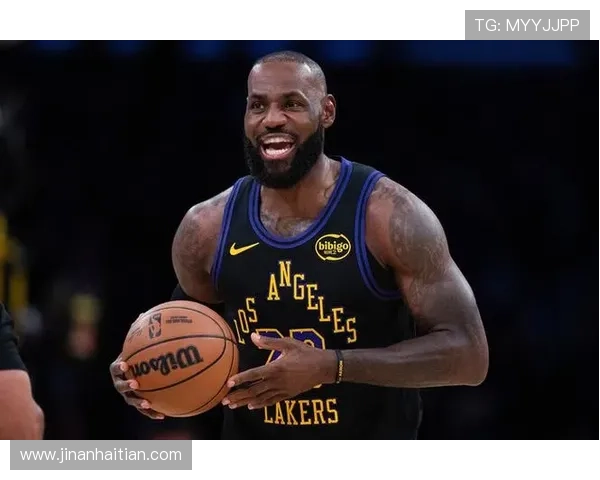 Buha分析詹姆斯罚球次数与里夫斯卢卡的罚球对比引发热议